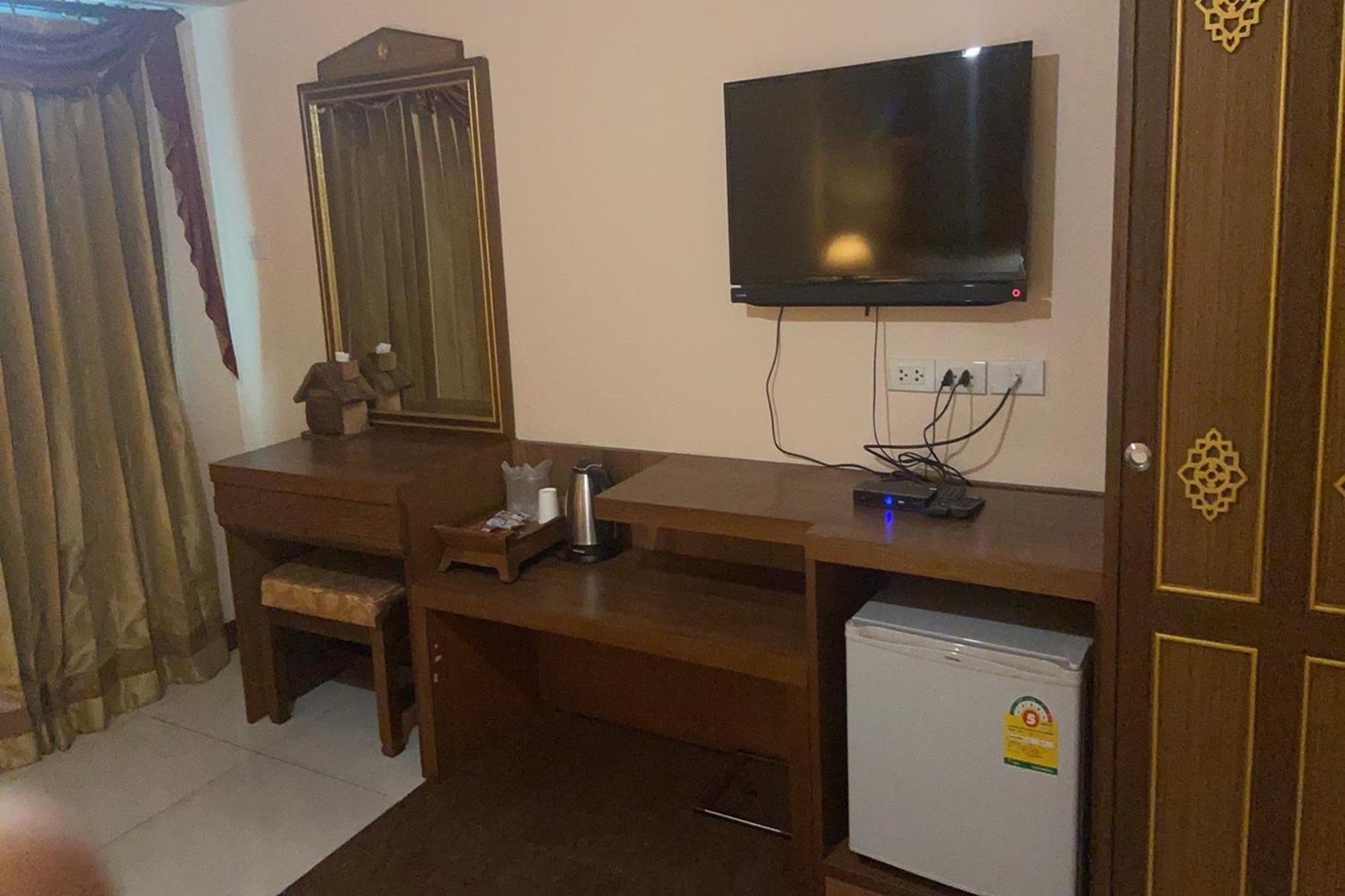 בנגקוק Kim Hotel At Morleng מראה חיצוני תמונה